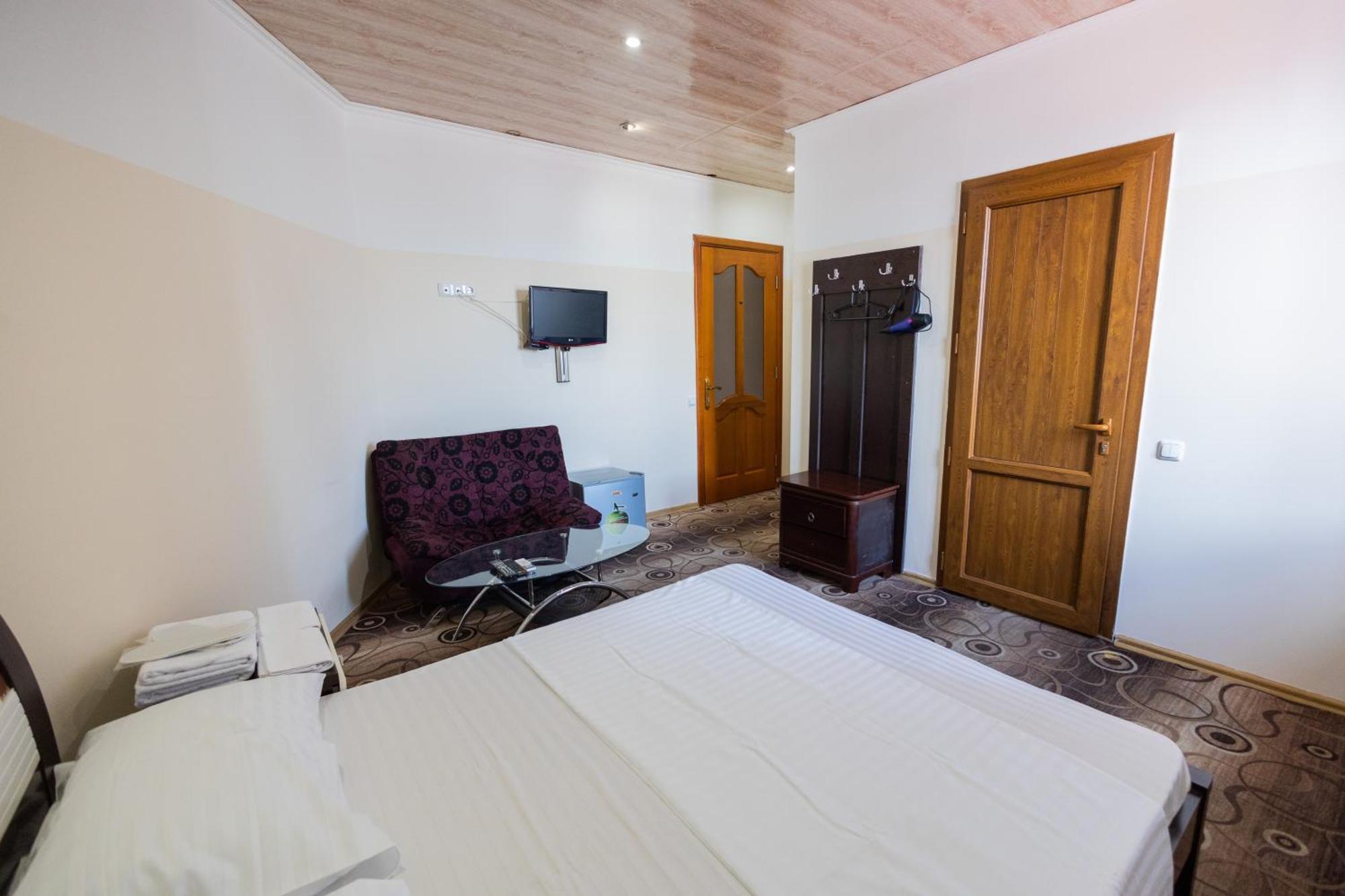 Yan Hotel يريفان المظهر الخارجي الصورة